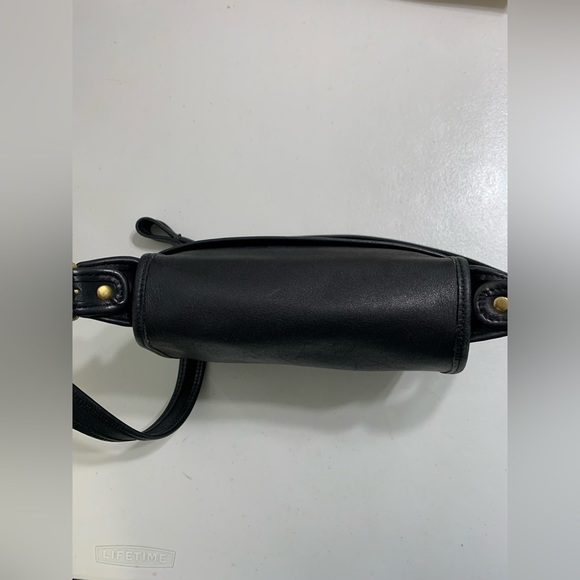 💕👜Vintage Coach Black Leather Crossbody Satchel💕👜 - Picture 4 of 11